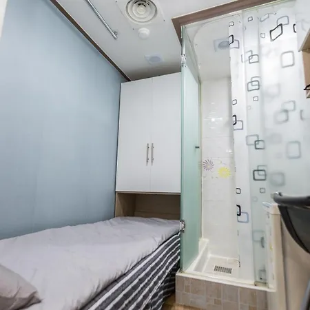 Young Living Tel-Female Only Hotel